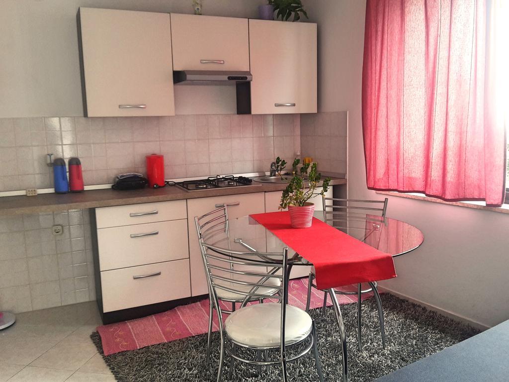 Gracia Apartments Funtana Eksteriør bilde